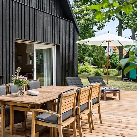 Сasa de vacaciones 5 Bedroom In Vaeggerlose