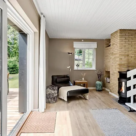 5 Bedroom In Vaeggerlose Bøtø By