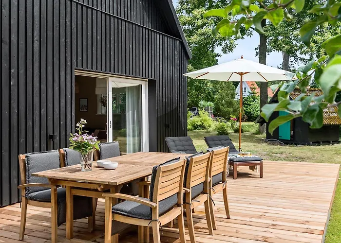 Дом отдыха 5 Bedroom In Vaeggerlose